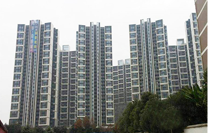 湖北武汉光谷·自由城采购华禹厂家的阳台护栏