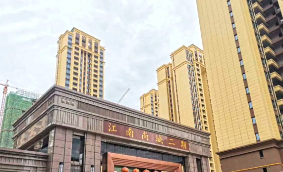 四川巴中江南尚城2期阳台护栏
