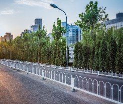 京式道路交通护栏的材料规格尺寸常用多少