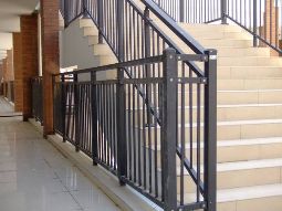 锌钢楼梯护栏材料规格厚度多少